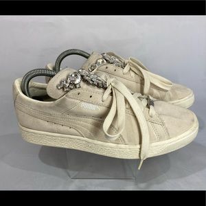 Puma sneakers Off white 8.5, Gemstone detail. Used